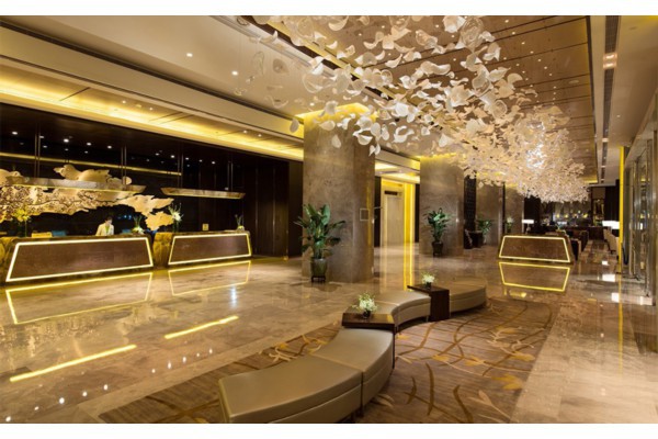 游山玩水后，来一场说走就走的腰背SPA