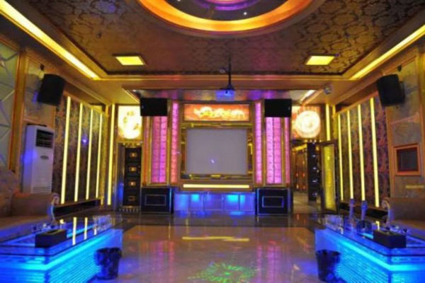 快来力帆按摩店，电话预约，享受舒适按摩时光